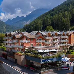 Aparthotel Adamello Ponte Di Legno
